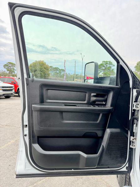 2021 Ram 3500 Tradesman Crew Cab 4x4 8' Box