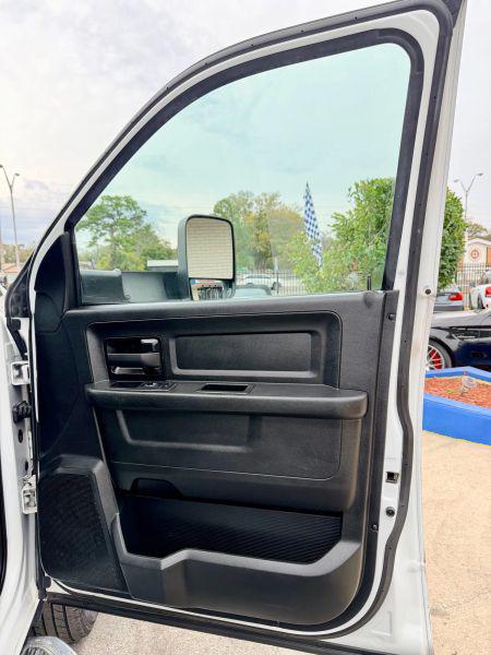 2021 Ram 3500 Tradesman Crew Cab 4x4 8' Box