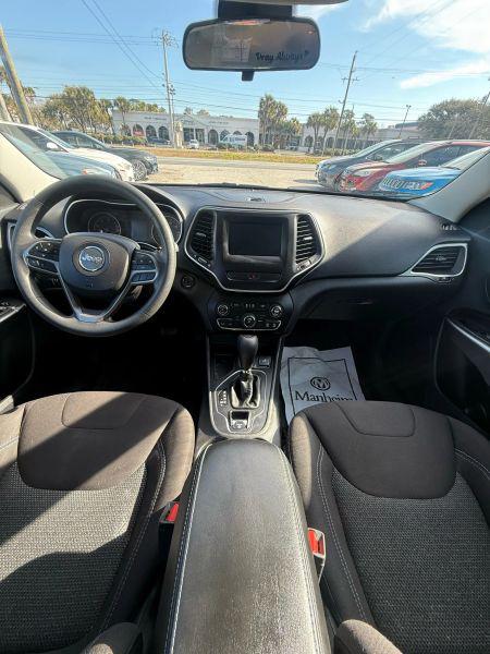 2019 Jeep Cherokee Latitude FWD
