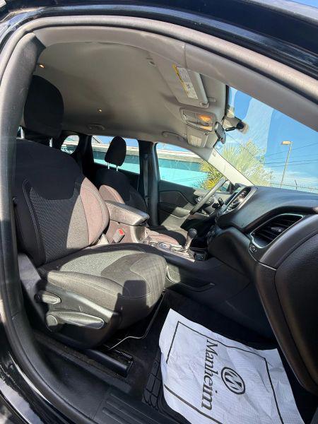 2019 Jeep Cherokee Latitude FWD