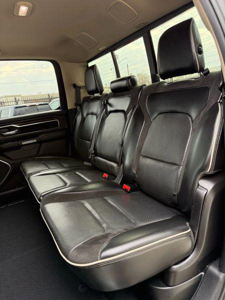 2019 Ram 1500 Laramie Crew Cab 4x4 5'7" Box