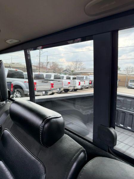 2019 Ram 1500 Laramie Crew Cab 4x4 5'7" Box