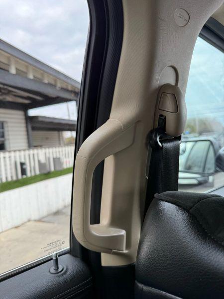 2019 Ram 1500 Laramie Crew Cab 4x4 5'7" Box