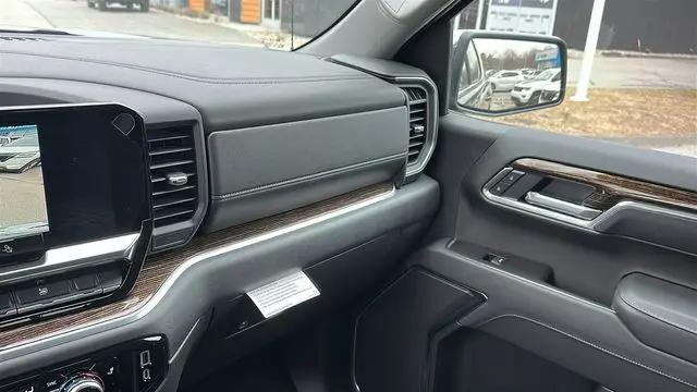 2026 GMC Sierra 1500 Crew Cab, Short Bed, SLE, 4WD