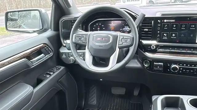 2026 GMC Sierra 1500 Crew Cab, Short Bed, SLE, 4WD