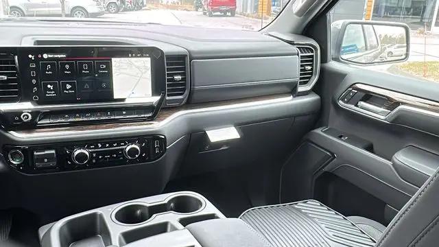 2026 GMC Sierra 1500 Crew Cab, Short Bed, SLE, 4WD