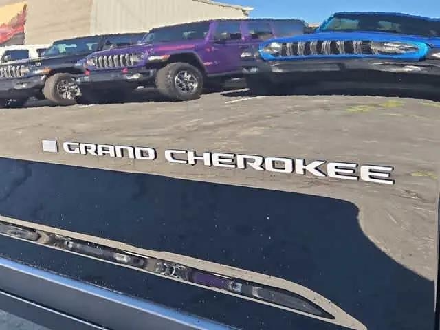 2026 Jeep Grand Cherokee Altitude 4x4
