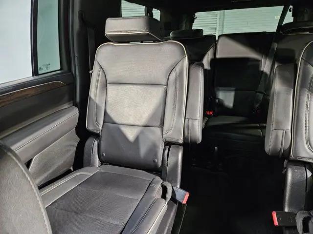 2024 Chevrolet Suburban 2WD Premier