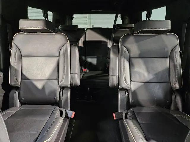 2024 Chevrolet Suburban 2WD Premier