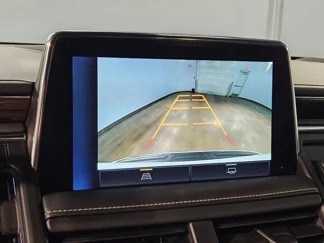 2024 Chevrolet Suburban 2WD Premier