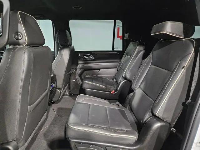 2024 Chevrolet Suburban 2WD Premier