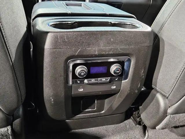 2024 Chevrolet Suburban 2WD Premier