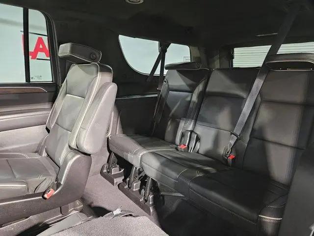 2024 Chevrolet Suburban 2WD Premier