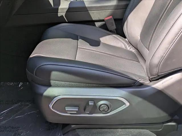 2026 Jeep Grand Wagoneer Upland 4x4