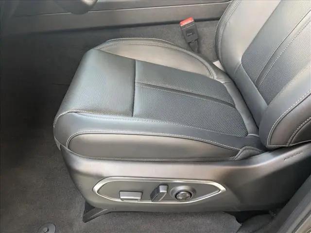 2026 Jeep Grand Wagoneer Upland 4x4