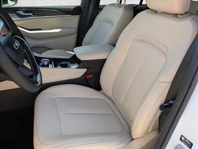 2026 Jeep Grand Cherokee Limited 4x2