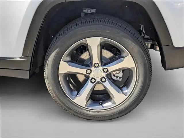2026 Jeep Grand Cherokee Limited 4x2