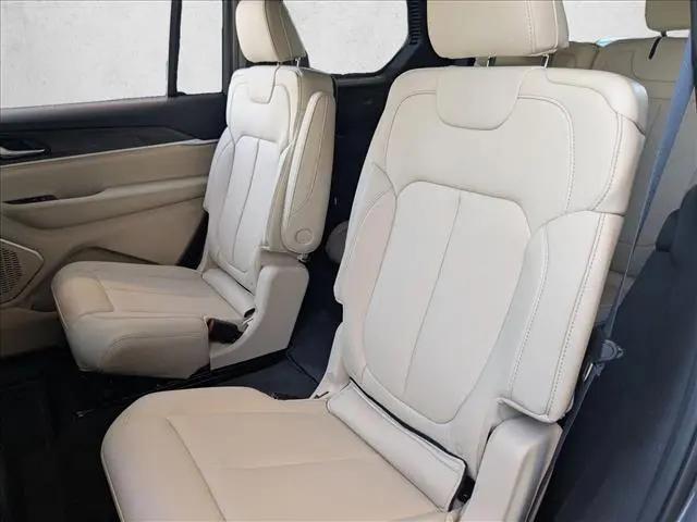 2026 Jeep Grand Cherokee L Limited 4x2