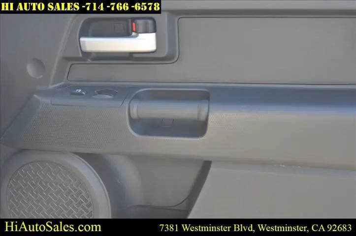 2008 Toyota FJ Cruiser Base