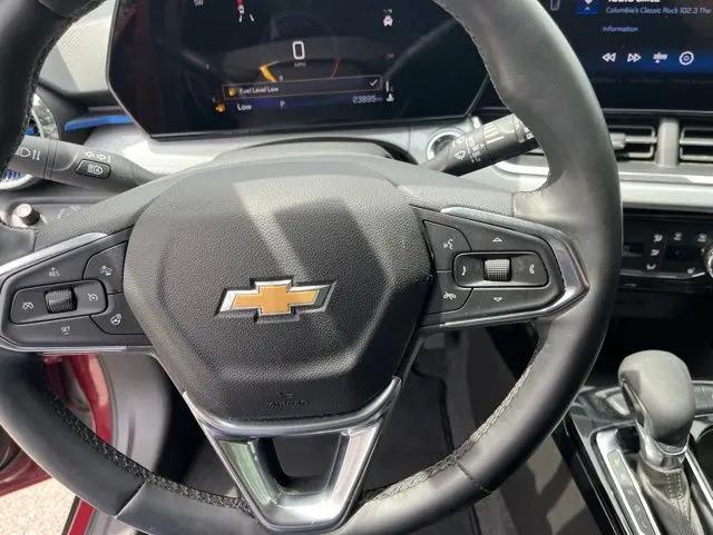 2025 Chevrolet Trax FWD LT