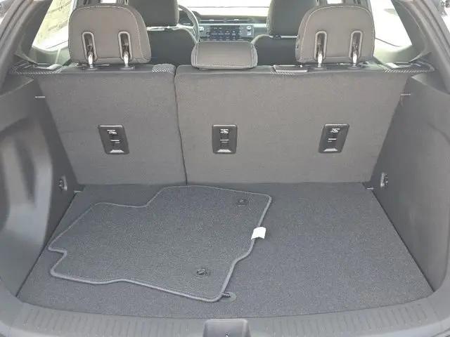 2027 Chevrolet Bolt LT FWD