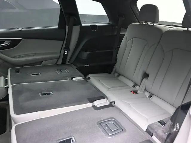 2021 Audi Q7 Premium Plus 55 TFSI quattro Tiptronic