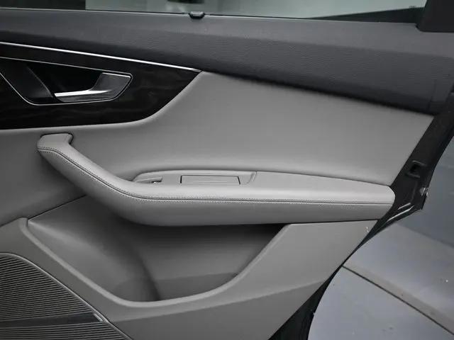 2021 Audi Q7 Premium Plus 55 TFSI quattro Tiptronic