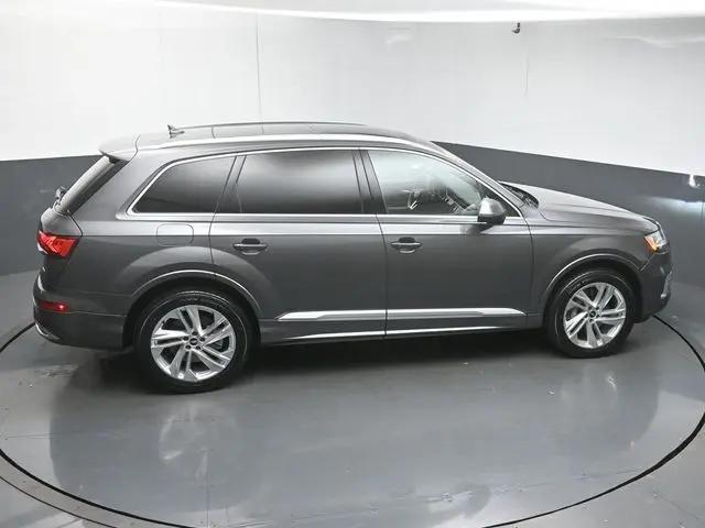 2021 Audi Q7 Premium Plus 55 TFSI quattro Tiptronic