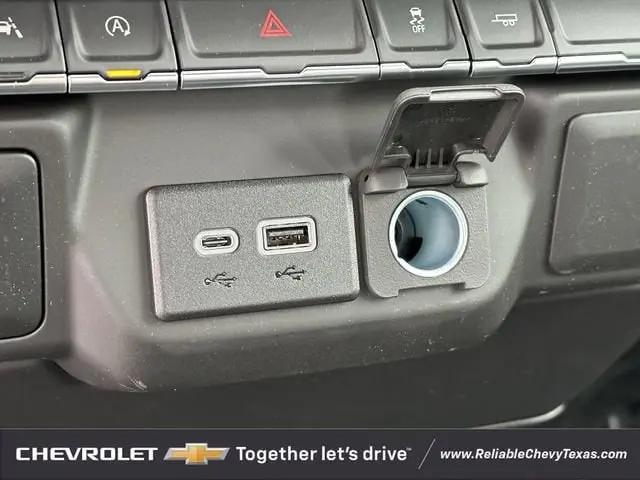 2026 Chevrolet Silverado 1500 2WD Double Cab Standard Bed WT