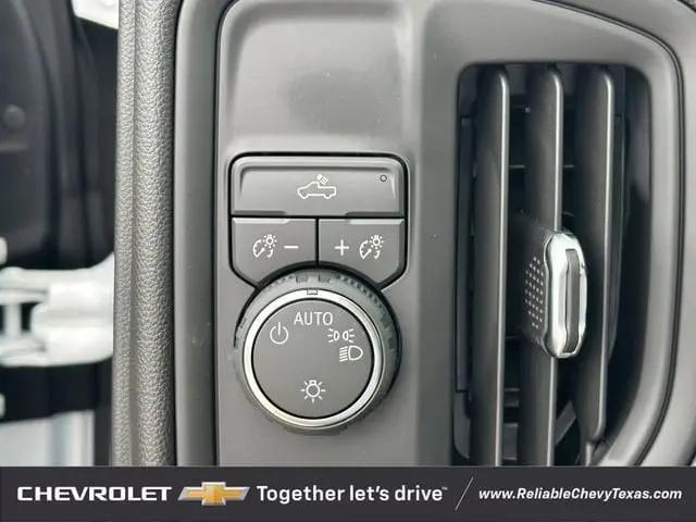 2026 Chevrolet Silverado 1500 2WD Double Cab Standard Bed WT