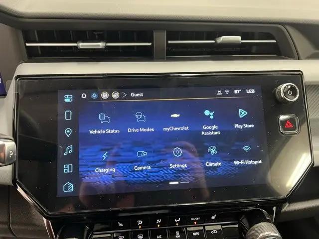 2027 Chevrolet Bolt LT FWD