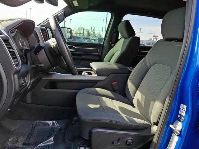 2022 Ram 1500 Big Horn Crew Cab 4x4 5'7" Box