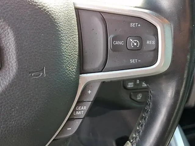 2022 Ram 1500 Big Horn Crew Cab 4x4 5'7" Box
