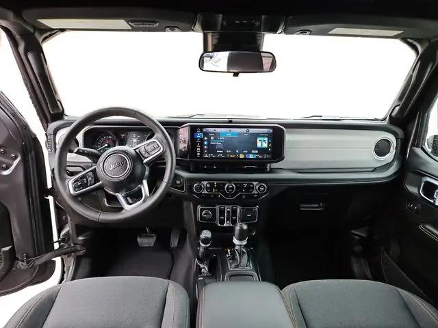 2024 Jeep Wrangler 4xe Sahara 4xe