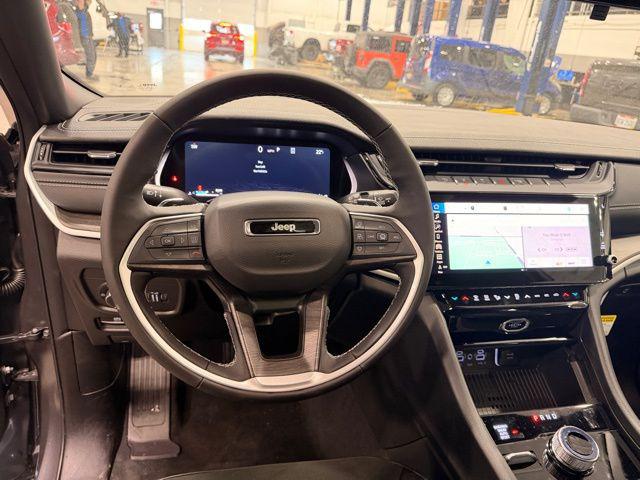 2026 Jeep Grand Cherokee Altitude 4x4