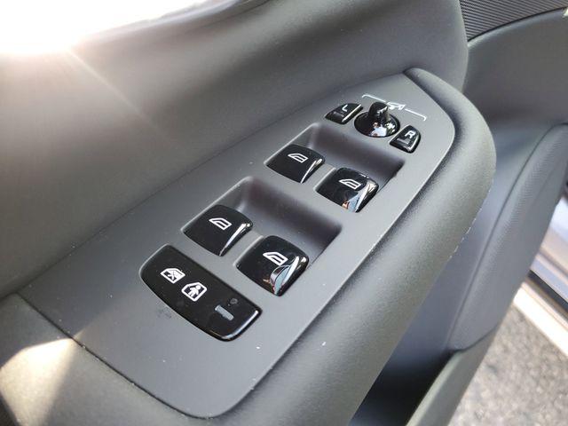2026 Volvo XC90 Plug-In Hybrid Ultra, T8 AWD, Electric/Gasoline, Bright, 6 Seats