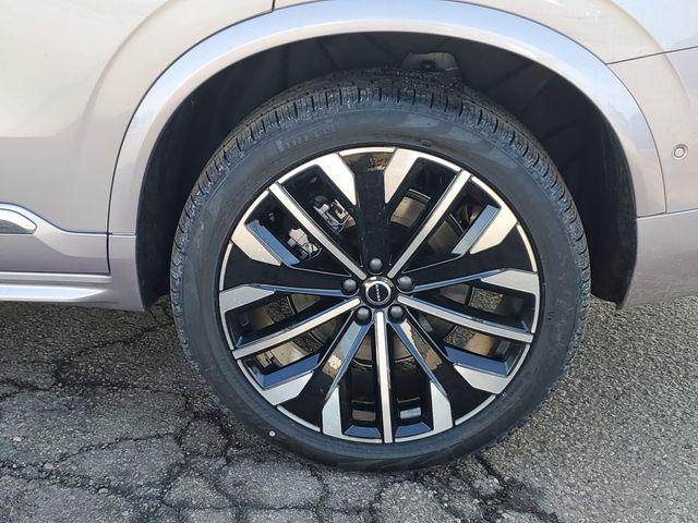 2026 Volvo XC90 Plug-In Hybrid Ultra, T8 AWD, Electric/Gasoline, Bright, 6 Seats