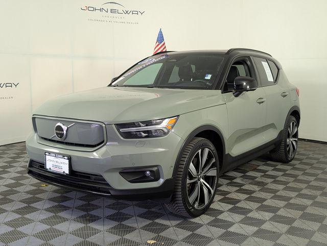 /2022 Volvo XC40-Recharge Pure Electric