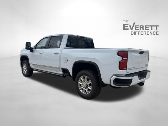 2026 Chevrolet Silverado 2500HD Crew Cab, Standard Bed, High Country, 4WD
