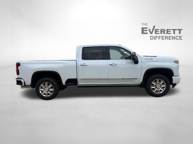 2026 Chevrolet Silverado 2500HD Crew Cab, Standard Bed, High Country, 4WD