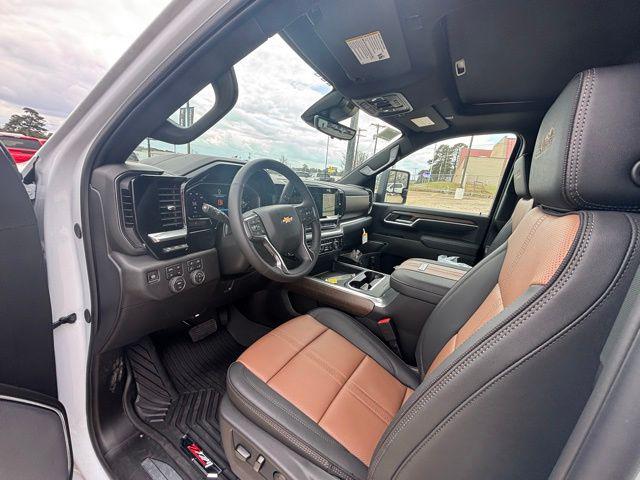 2026 Chevrolet Silverado 2500HD Crew Cab, Standard Bed, High Country, 4WD