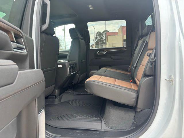 2026 Chevrolet Silverado 2500HD Crew Cab, Standard Bed, High Country, 4WD