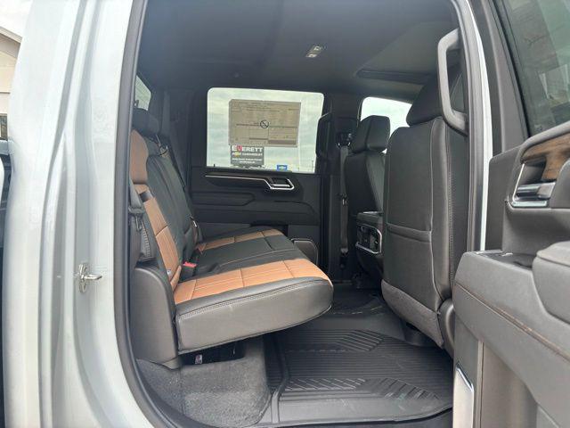 2026 Chevrolet Silverado 2500HD Crew Cab, Standard Bed, High Country, 4WD