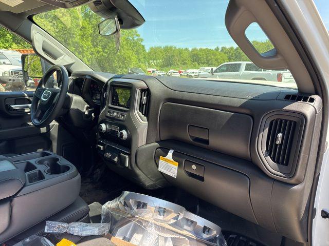 2026 GMC Sierra 3500HD Pro