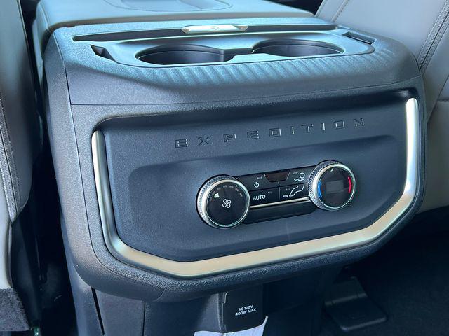 2026 Ford Expedition Max Active MAX