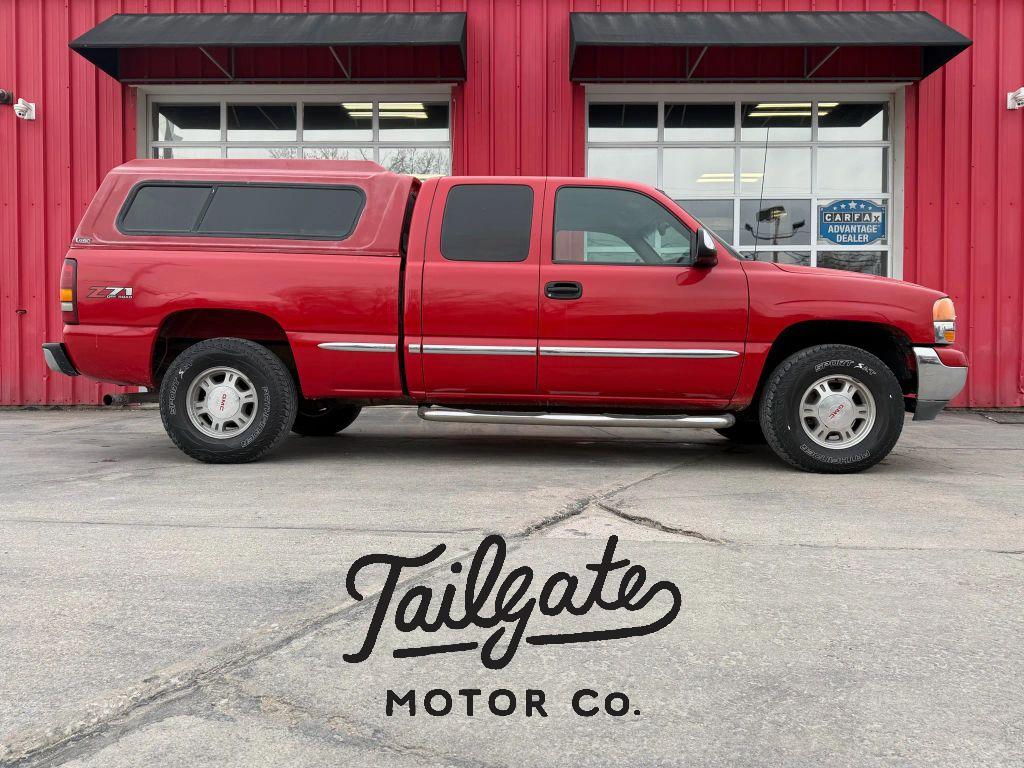 2002 GMC Sierra 4WD Extended Cab 8-ft SLE's photo