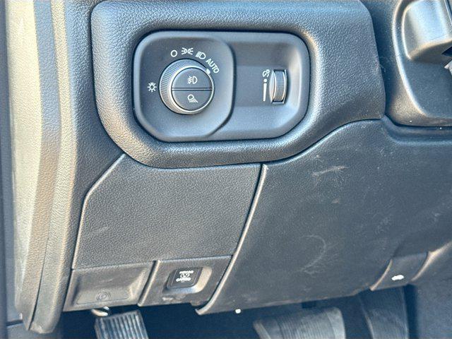2026 Ram 2500 Black Express Crew Cab 4x4 6'4" Box