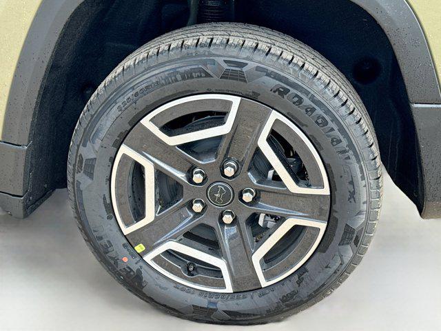 2026 Jeep Cherokee Laredo 4x4