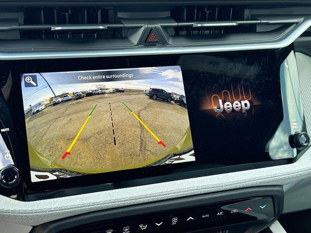 2026 Jeep Cherokee Laredo 4x4