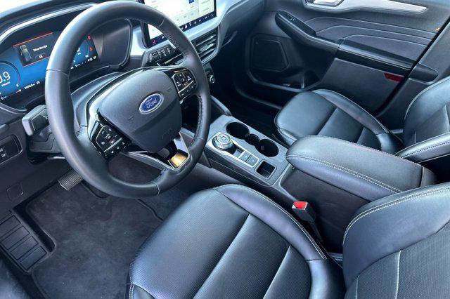 2025 Ford Escape Platinum